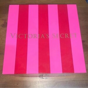 Victoria’s Secret Paper Square Gift Box Pink Retro Empty